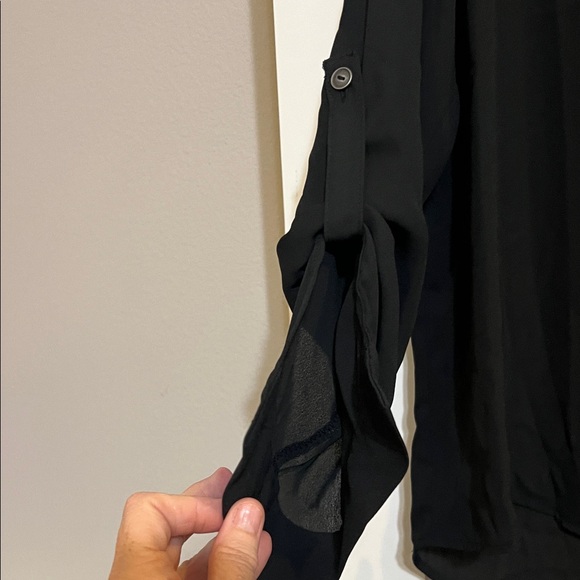 Simply Vera Vera Wang Elegant Black Blouse - Picture 3 of 9